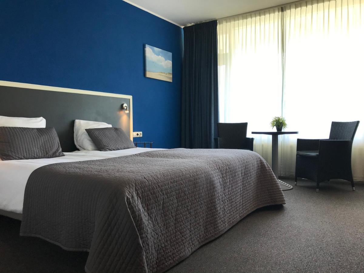 Fletcher Strandhotel Ренессе Экстерьер фото